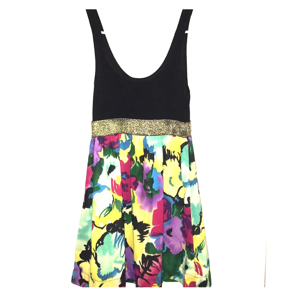 Causal dress
